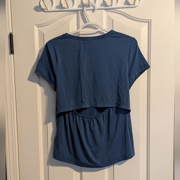 Athleta Blue Top with Opening in Back - Size Small - Picture 2 of 4